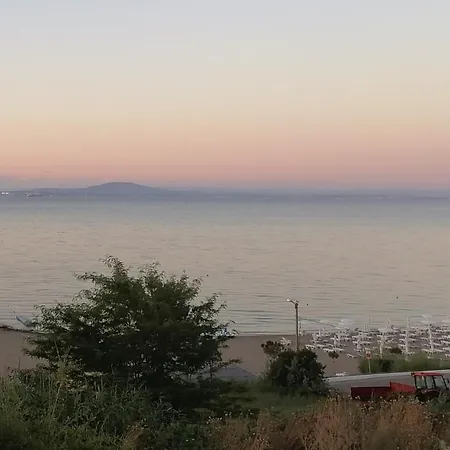 даскала с паркомясто Appartement Burgas Stad