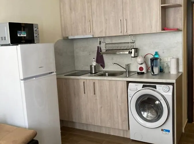 даскала с паркомясто Appartement *