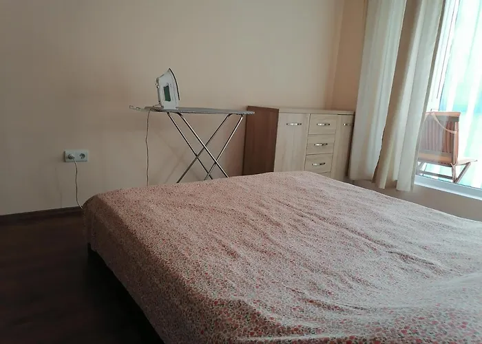 даскала с паркомясто Appartement *